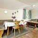 s�sz�ll�s: Landhaus Krenn